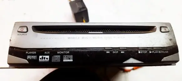 Toyota Corolla Verso AR10 Navigation unit CD/DVD player PZ4620037000 PZ462-00370-00