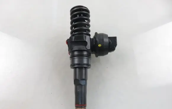 Seat Ibiza III (6L) Fuel injector 038130073AG