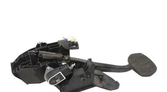 BMW 2 F45 Brake pedal 6856600 6860677
