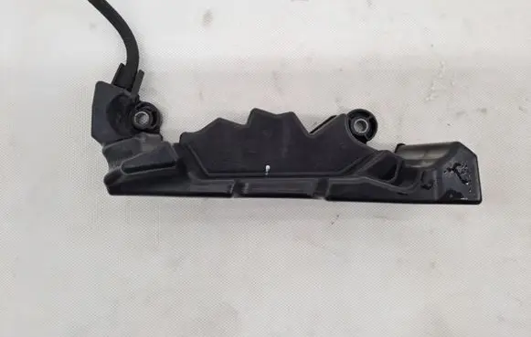 BMW 5 F10 F11 Other engine bay part 8508025