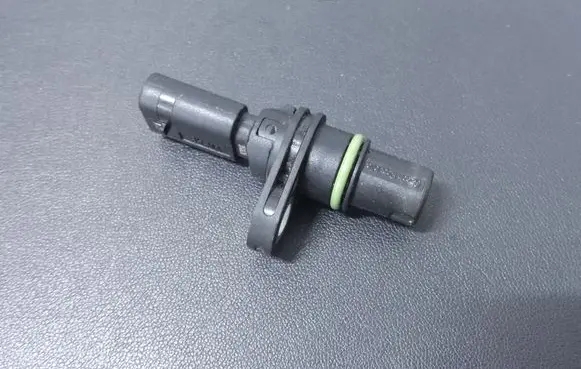 Volkswagen T-Roc Camshaft position sensor 04L907601A
