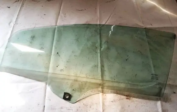 Fiat Punto (188) Front door window glass four-door as2