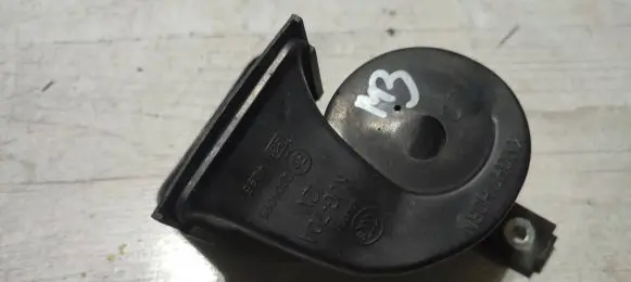 Mazda 3 III Horn signal E1004095 KUG70A C94095