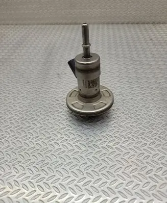 Volkswagen Passat Alltrack AdBlue injector 05L131113E