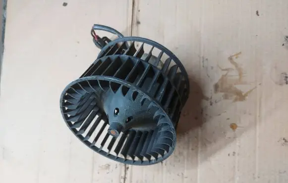 Renault Espace III Heater fan/blower 0130063507