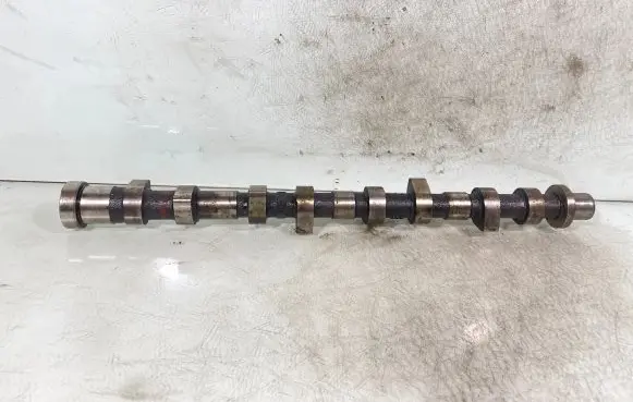 Nissan X-Trail T30 Camshaft Ad2