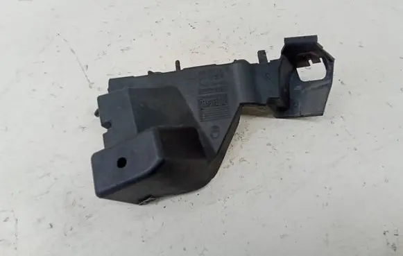 Audi Q5 SQ5 Front bumper mounting bracket 8R0807284C