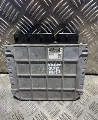 Toyota Verso Engine control unit/module 896610F131