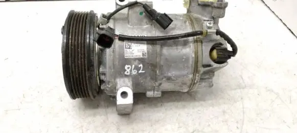 Volvo XC40 Air conditioning (A/C) compressor (pump) 31449067