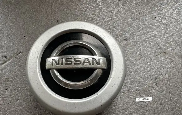 Nissan Patrol Y61 Original wheel cap 40342VC310