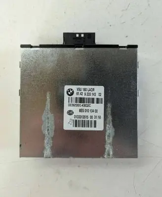 BMW X3 F25 Voltage converter/converter module 9233143 VSU180LA0R 0133313515