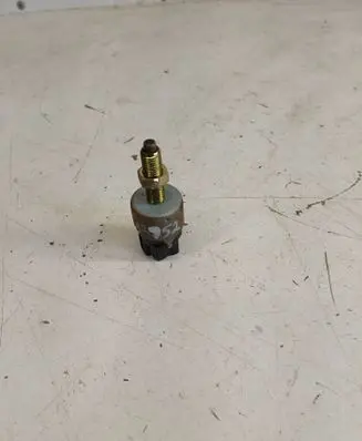 Opel Frontera B Brake pedal sensor switch