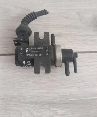 Volkswagen PASSAT B5 Turbo solenoid valve 1H0906627