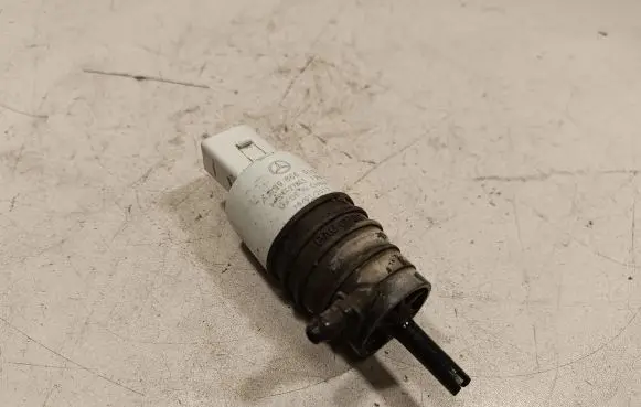 Mercedes-Benz E W213 Windscreen/windshield washer pump A0998660121