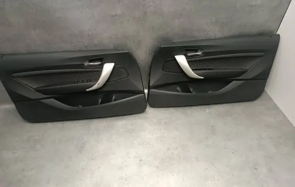 BMW 2 F22 F23 Front door card panel trim 6031764
