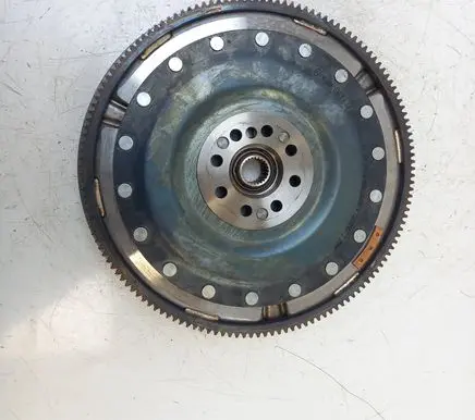 Mercedes-Benz E W212 Flywheel A6510301403 A6510301403Q01 1017561