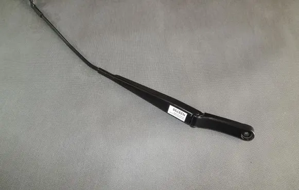 Volkswagen Tiguan Front wiper blade arm 5NB955410