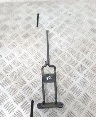 BMW 3 E90 E91 Radiator support slam panel bracket 7116693 21770110