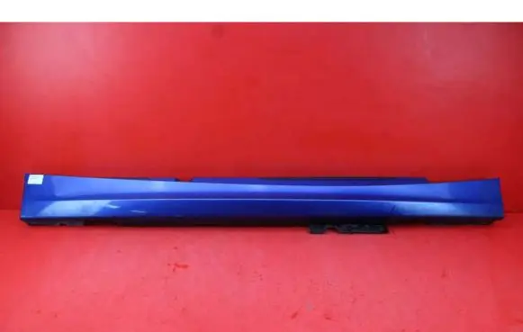 BMW 1 E82 E88 Front sill (body part) 7184354