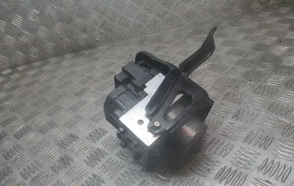 Nissan Almera N16 ABS Pump