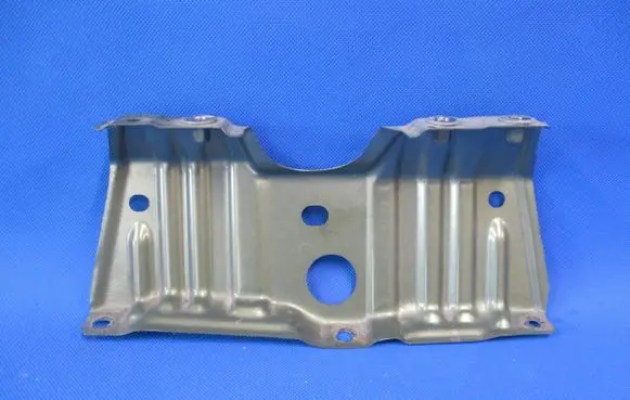 Subaru Forester SK Fender mounting bracket