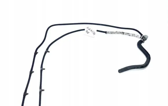 Audi A8 S8 D3 4E Fuel return line/hose 057130307L