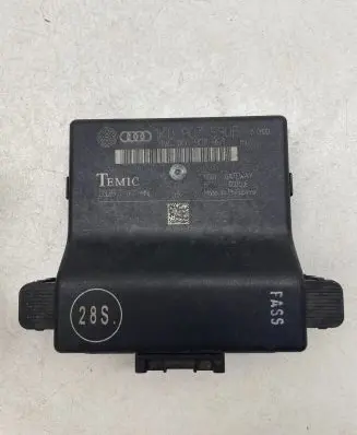 Volkswagen Golf V Gateway control module 1K0907530F 1K0907951 03251F7MNL