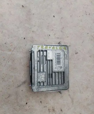 Peugeot Traveller Headlight ballast module Xenon 90035944