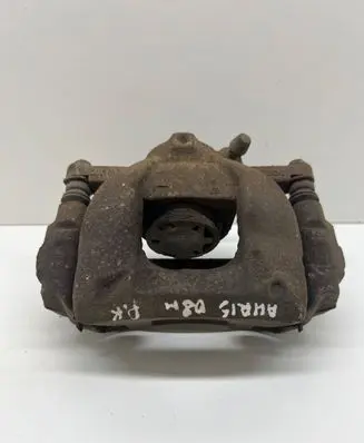 Toyota Auris 150 Front brake caliper