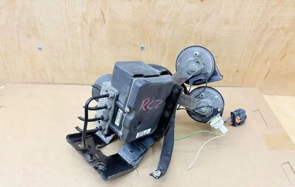 Peugeot RCZ ABS Pump 9676184780 87EJEA0701247