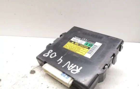 Toyota RAV 4 (XA30) Other control units/modules 8963042020