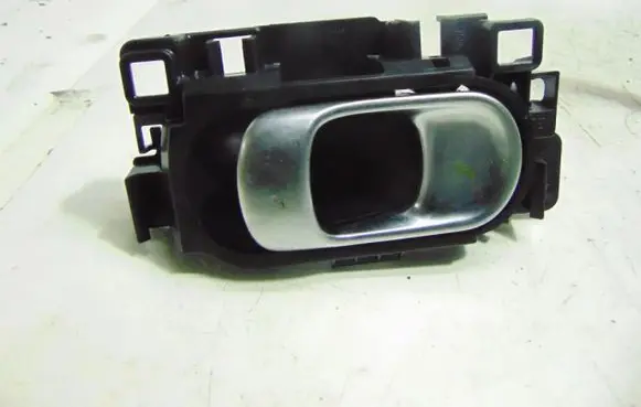 Citroen C3 Coupe rear side trim panel 98012886