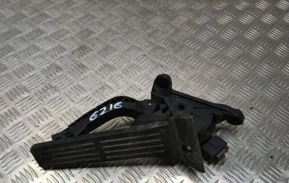 Hyundai i30 Accelerator pedal position sensor 328003X900
