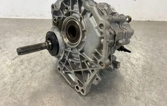 Genesis GV70 Gearbox transfer box case 473004F003