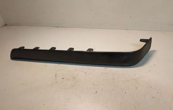 Rear bumper trim bar molding