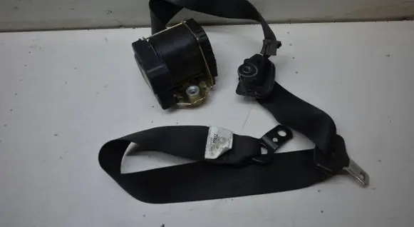 BMW X5 E53 Front seatbelt 8408752