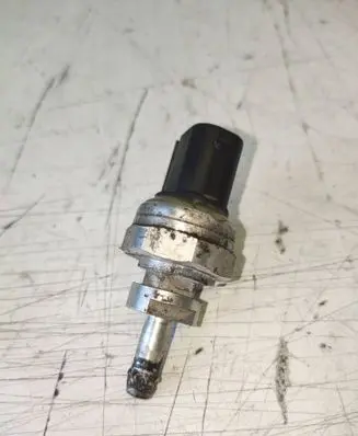 Nissan X-Trail T31 Exhaust gas pressure sensor 8201000764