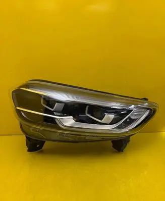 Renault Kadjar Headlight/headlamp 260608385R