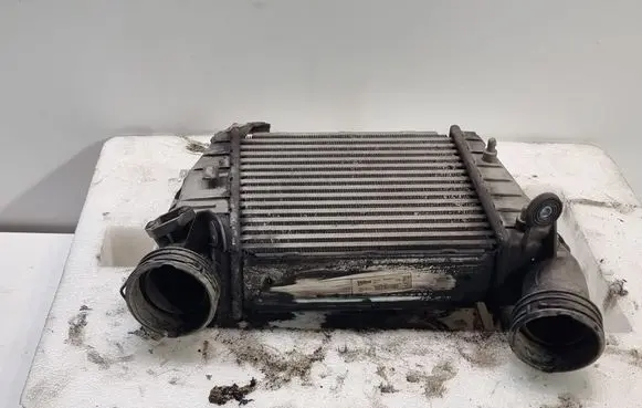Volkswagen Phaeton Intercooler radiator 880539S 3D0145785