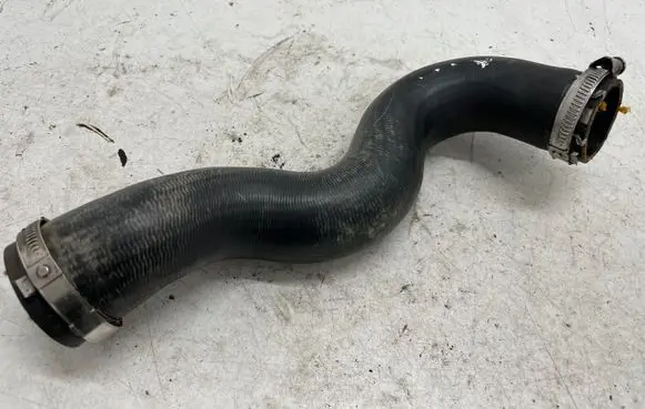 Land Rover Range Rover Sport L494 Intercooler hose/pipe FK629G738CA