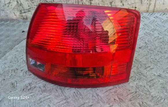 Audi A4 S4 B7 8E 8H Rear/tail lights 4461910 084461910RF