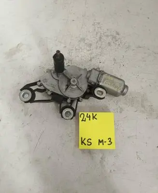 Skoda Octavia Mk1 (1U) Vent window/glass motor 044100