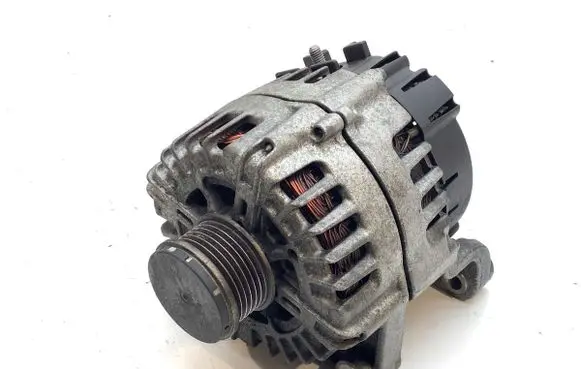 BMW 5 F10 F11 Generator/alternator 8519890