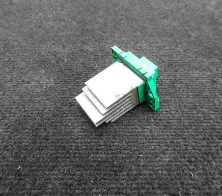 Hyundai i20 (PB PBT) Heater blower motor/fan resistor 8EYB