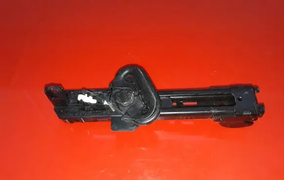 Audi A4 S4 B8 8K Seat belt adjustment motor 8E0857833 8E0857833F SDL203680