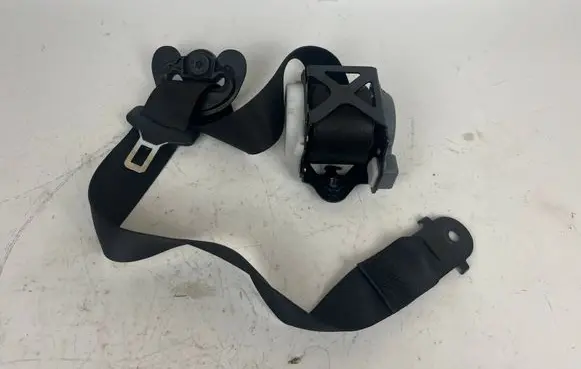 BMW X6 M Front seatbelt S2716104209K 10B3201P0052I