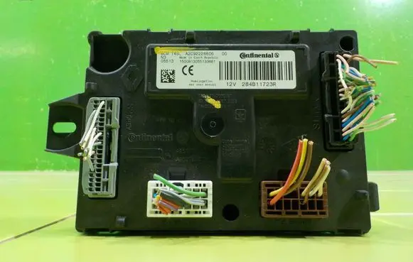 Dacia Sandero II Other control units/modules A2C92226606