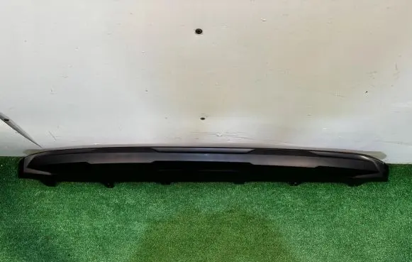 Renault Captur II Front bumper lip 620842373R
