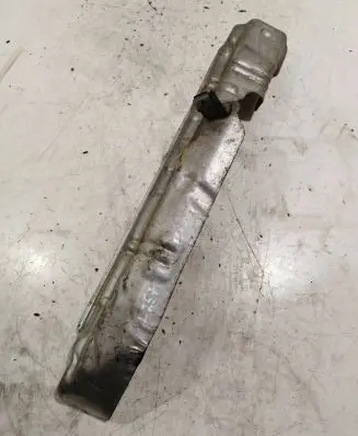 BMW 5 F10 F11 Heat shield in engine bay 8511809