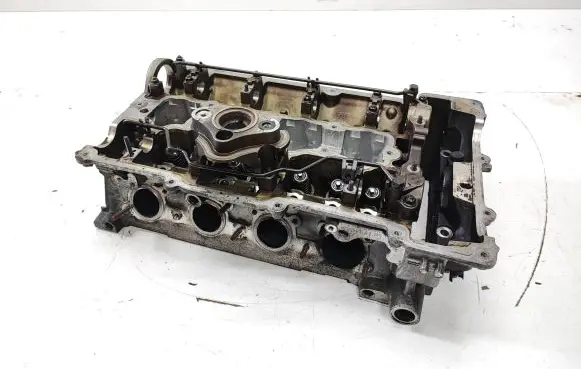 BMW 3 E92 E93 Engine head 7559168